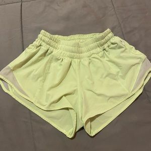 Lululemon hotty hot shorts no liner